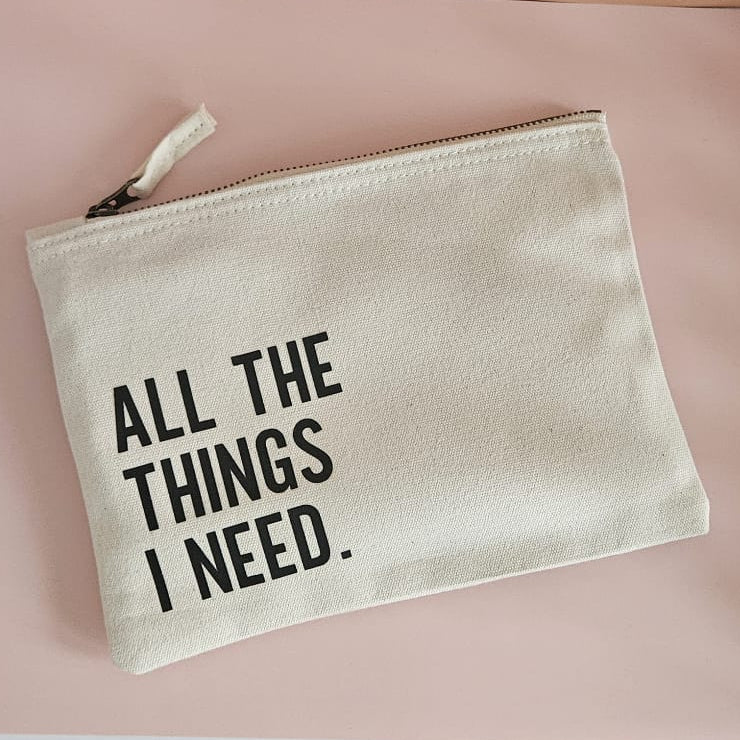 All the Things I Need Kulturbeutel M, handgemacht, stylisch, ca. 1 L, perfekt für Kosmetik, Pflegeprodukte oder kleine Essentials unterwegs.