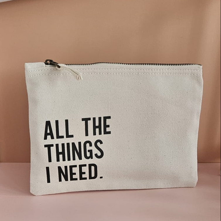 All the Things I Need Kulturbeutel M, handgemacht, stylisch, ca. 1 L, perfekt für Kosmetik, Pflegeprodukte oder kleine Essentials unterwegs.