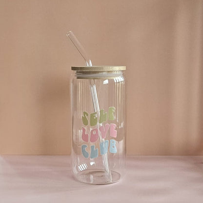 Self Love Club Trinkglas 500 ml, handgemacht, UV‑DTF bedruckt, personalisierbar, Geschenk für Mamas & Self-Care