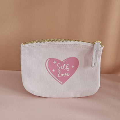 Self Love Täschchen aus Bio-Baumwolle, 0,25 L, zartes Rosa, ideal für Lippenbalsam, Haargummis oder kleine Alltagsutensilien.